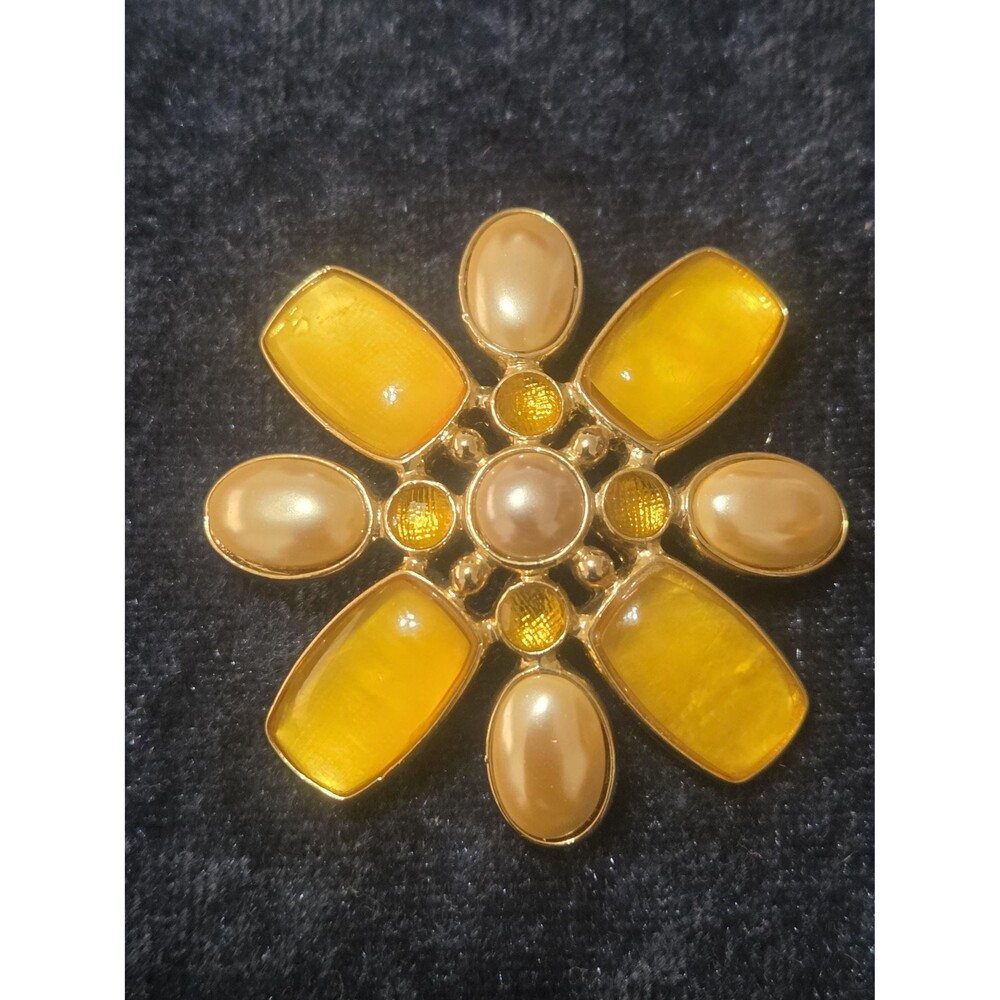 Vintage Gold Tone Starburst Brooch 2" Amber Resin & Faux Pearl Maltese Cross Pin